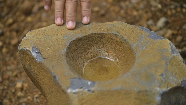 Ada Lesung pada ‘Sisa Piramida’ Padang Pariaman, Ahli Duga Cagar Budaya