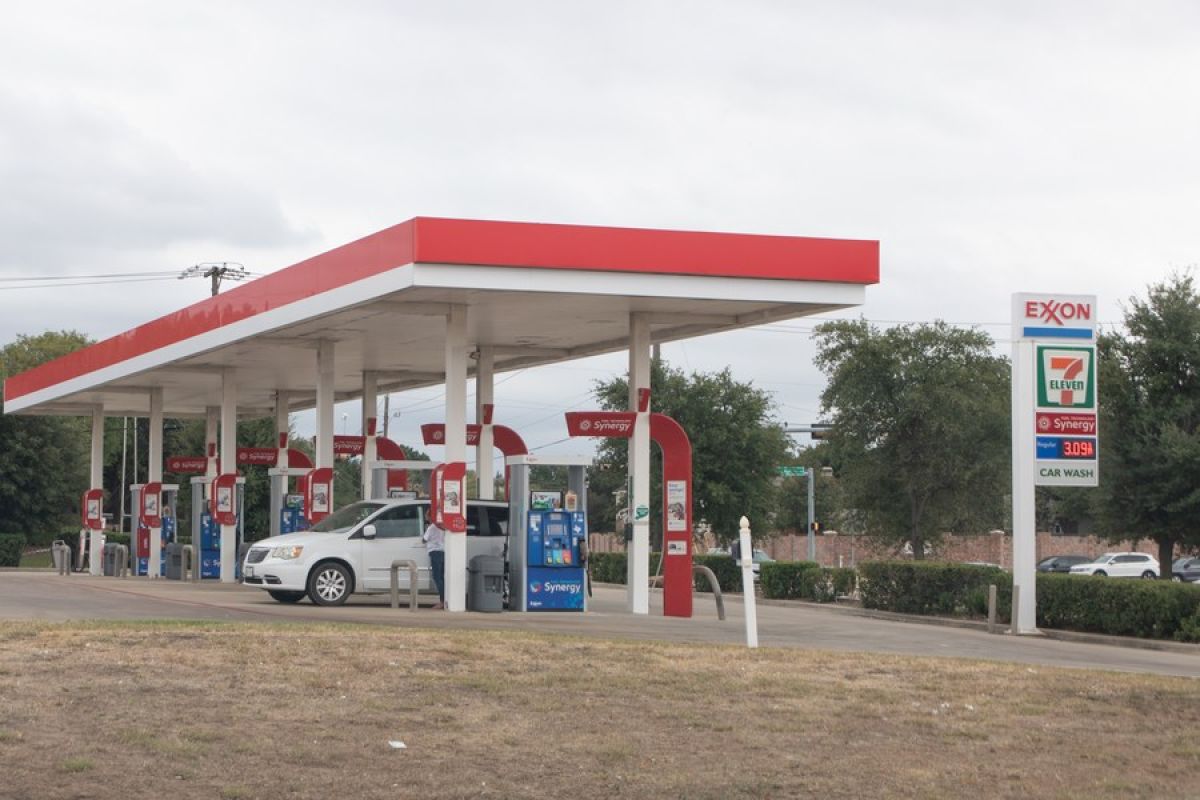 Exxon Mobil akuisisi Pioneer untuk perluas produksi minyak di tempat Texas
